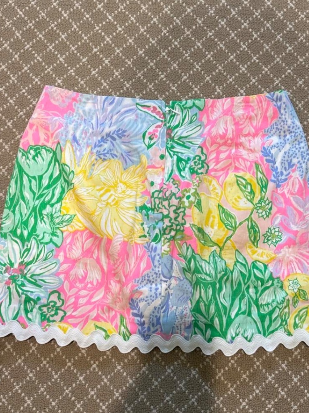 Lilly Pulitzer Pastel Multi Floral Scalloped Mini Skirt - Picture 2 of 3